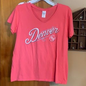 Denver v-neck t